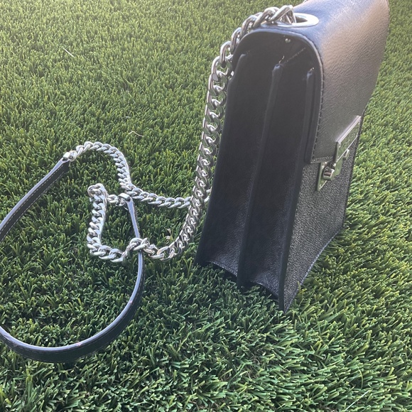 Michael Kors MK LOGO Crossbody Purse - Black - Picture 3 of 6